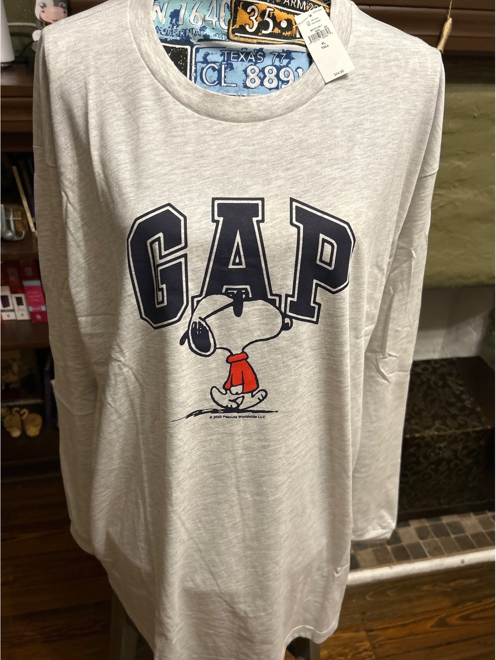 GAP XL Tall Long Sleeve Shirt with Snoopy Graphic
